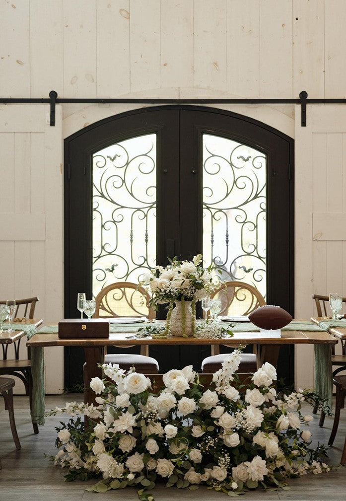 Sweetheart table